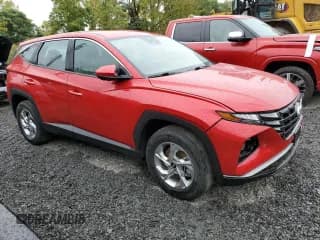 ✅ 2022 Hyundai Tucson SE • VIN: 5NMJACAE4NH000331 • Lot: 73339384. Wystawiony na Copart z przebiegiem 31 249 mil. Bezpłatny archiwum sprzedaży aukcyjnych z USA i szczegółowy raport historii pojazdu na DreamBid. Zdjęcie 4.