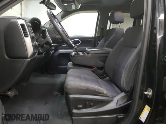 ✅ 2019 Chevrolet Silverado 1500 LT • VIN: 2GCVKPEC9K1117496 • Lot: 86855295. Wystawiony na Copart z przebiegiem 96 780 mil. Bezpłatny archiwum sprzedaży aukcyjnych z USA i szczegółowy raport historii pojazdu na DreamBid. Zdjęcie 7.