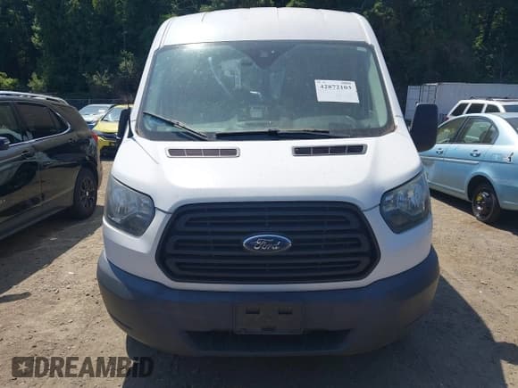 ✅ 2017 Ford Transit • VIN: 1FTYE2CM5HKA19500 • Lot: 42872103. Wystawiony na IAAI z przebiegiem 194 329 mil. Bezpłatny archiwum sprzedaży aukcyjnych z USA i szczegółowy raport historii pojazdu na DreamBid. Zdjęcie 13.