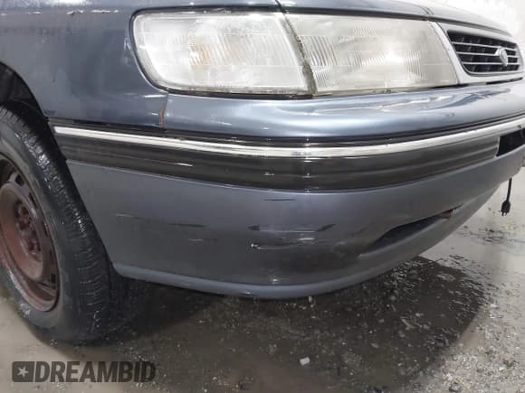 ✅ 1992 Subaru Legacy • VIN: JF1BC6533NH603125 • Lot: 41935679. Wystawiony na IAAI z przebiegiem 126 181 mil. Bezpłatny archiwum sprzedaży aukcyjnych z USA i szczegółowy raport historii pojazdu na DreamBid. Zdjęcie 6.