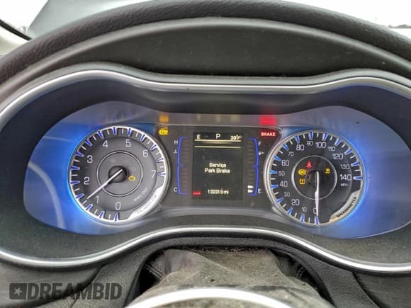 ✅ 2015 Chrysler 200 Limited • VIN: 1C3CCCAB6FN557338 • Lot: 93831235. Listed on Copart with 132,313 mi. Free auction sales archive from the USA and detailed vehicle history report at DreamBid. Image 9.