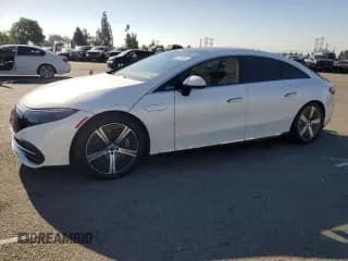 ✅ 2022 Mercedes-Benz EQS 450+ • VIN: W1KCG2DB3NA001232 • Лот: 82745995. Опубликован ранее на Copart с пробегом 23 246 миль. Бесплатный доступ к архиву аукционных продаж из США и подробный отчёт об истории автомобиля на DreamBid. Изображение 1.