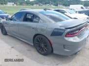 ✅ 2018 Dodge Charger R/T Scat Pack • VIN: 2C3CDXGJ5JH193420 • Lot: 43043636. Wystawiony na IAAI z przebiegiem 75 284 mil. Bezpłatny archiwum sprzedaży aukcyjnych z USA i szczegółowy raport historii pojazdu na DreamBid. Zdjęcie 3.
