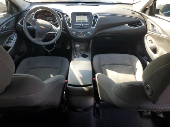 ✅ 2017 Chevrolet Malibu LS • VIN: 1G1ZB5ST9HF152642 • Lot: 87401735. Listed on Copart with 135,333 mi. Free auction sales archive from the USA and detailed vehicle history report at DreamBid. Image 8.