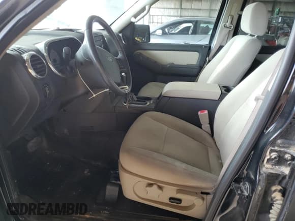 ✅ 2008 Ford Explorer Sport Trac XLT • VIN: 1FMEU31E38UB08151 • Лот: 81343645. Опубликован ранее на Copart с пробегом 155 355 миль. Бесплатный доступ к архиву аукционных продаж из США и подробный отчёт об истории автомобиля на DreamBid. Изображение 7.