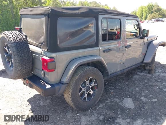 ✅ 2018 Jeep Wrangler Unlimited Rubicon • VIN: 1C4HJXFG6JW267087 • Лот: 42235058. Опубликован ранее на IAAI с пробегом 93 962 миль. Бесплатный доступ к архиву аукционных продаж из США и подробный отчёт об истории автомобиля на DreamBid. Изображение 4.