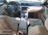 ✅ 2010 Volkswagen Passat Komfort • VIN: WVWJK7AN1AE068796 • Лот: 82408025. Опубликован ранее на Copart с пробегом 175 681 миль. Бесплатный доступ к архиву аукционных продаж из США и подробный отчёт об истории автомобиля на DreamBid. Изображение 8.