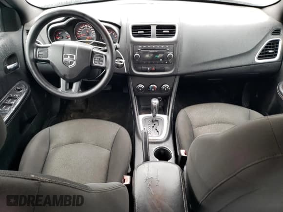 ✅ 2014 Dodge Avenger SE • VIN: 1C3CDZAB6EN188432 • Лот: 73220954. Опубликован ранее на Copart с пробегом 109 159 миль. Бесплатный доступ к архиву аукционных продаж из США и подробный отчёт об истории автомобиля на DreamBid. Изображение 8.