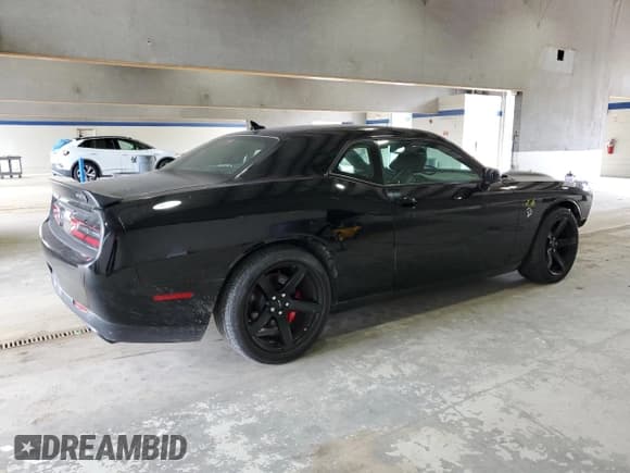 ✅ 2020 Dodge Challenger SRT Hellcat Widebody • VIN: 2C3CDZC99LH221620 • Lot: 65615865. Wystawiony na Copart z przebiegiem 6 557 mil. Bezpłatny archiwum sprzedaży aukcyjnych z USA i szczegółowy raport historii pojazdu na DreamBid. Zdjęcie 3.