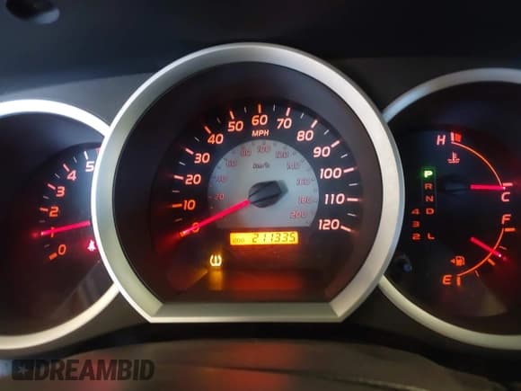 ✅ 2011 Toyota Tacoma • VIN: 3TMMU4FN7BM024487 • Лот: 42897193. Опубликован ранее на IAAI с пробегом 211 335 миль. Бесплатный доступ к архиву аукционных продаж из США и подробный отчёт об истории автомобиля на DreamBid. Изображение 7.