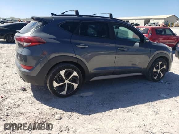 2018 Hyundai Tucson Limited z VIN KM8J33A28JU724148, wystawiony jako Copart lot #86606695 z przebiegiem 159 062 mil mil oraz Czysty tytuł • Clean title. Historia ofert i sprzedaży dostępna na DreamBid. Obrazek 3.