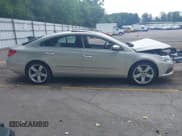 ✅ 2012 Volkswagen CC Lux Limited Edition • VIN: WVWHN7AN5CE508284 • Лот: 42901111. Опубликован ранее на IAAI с пробегом Не указан. Бесплатный доступ к архиву аукционных продаж из США и подробный отчёт об истории автомобиля на DreamBid. Изображение 14.