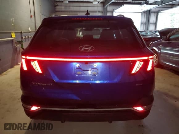 ✅ 2023 Hyundai Tucson Limited • VIN: 5NMJECAEXPH233959 • Lot: 83905945. Wystawiony na Copart z przebiegiem 26 197 mil. Bezpłatny archiwum sprzedaży aukcyjnych z USA i szczegółowy raport historii pojazdu na DreamBid. Zdjęcie 6.