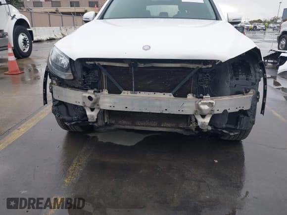 ✅ 2017 Mercedes-Benz GLC 300 • VIN: WDC0G4JBXHF198091 • Лот: 43716003. Опубликован ранее на IAAI с пробегом 102 813 миль. Бесплатный доступ к архиву аукционных продаж из США и подробный отчёт об истории автомобиля на DreamBid. Изображение 6.