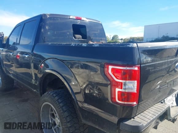 ✅ 2019 Ford F-150 XL • VIN: 1FTEW1E57KFD10144 • Lot: 43509694. Listed on IAAI with 107,907 mi. Free auction sales archive from the USA and detailed vehicle history report at DreamBid. Image 17.