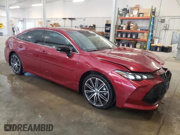 ✅ 2019 Toyota Avalon Limited • VIN: 4T1BZ1FB1KU001890 • Lot: 81849035. Listed on Copart with 60,501 mi. Free auction sales archive from the USA and detailed vehicle history report at DreamBid. Image 4.