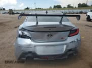 ✅ 2024 Toyota 86 Premium • VIN: JF1ZNBE10R9760496 • Lot: 66363925. Wystawiony na Copart z przebiegiem 13 044 mil. Bezpłatny archiwum sprzedaży aukcyjnych z USA i szczegółowy raport historii pojazdu na DreamBid. Zdjęcie 6.