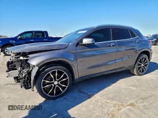 ✅ 2016 Mercedes-Benz GLA 250 • VIN: WDCTG4EB3GJ227272 • Lot: 93924975. Wystawiony na Copart z przebiegiem 81 491 mil. Bezpłatny archiwum sprzedaży aukcyjnych z USA i szczegółowy raport historii pojazdu na DreamBid. Zdjęcie 1.