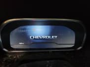 ✅ 2023 Chevrolet Tahoe LT • VIN: 1GNSCNKD0PR354269 • Lot: 87218935. Wystawiony na Copart z przebiegiem 71 687 mil. Bezpłatny archiwum sprzedaży aukcyjnych z USA i szczegółowy raport historii pojazdu na DreamBid. Zdjęcie 9.