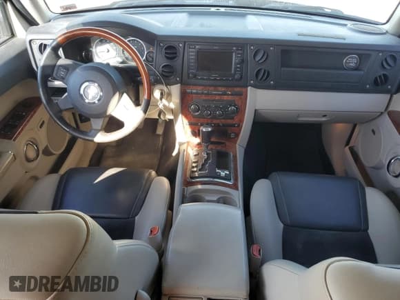 ✅ 2007 Jeep Commander Overland • VIN: 1J8HG68237C635691 • Lot: 92432865. Wystawiony na Copart z przebiegiem 98 794 mil. Bezpłatny archiwum sprzedaży aukcyjnych z USA i szczegółowy raport historii pojazdu na DreamBid. Zdjęcie 8.