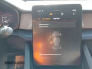 ✅ 2022 Polestar 2 • VIN: LPSED3KA9NL057894 • Lot: 43555814. Wystawiony na IAAI z przebiegiem 21 865 mil. Bezpłatny archiwum sprzedaży aukcyjnych z USA i szczegółowy raport historii pojazdu na DreamBid. Zdjęcie 19.