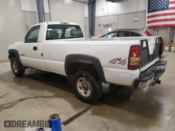 ✅ 2001 Chevrolet Silverado 2500HD • VIN: 1GCHK24G41E236753 • Lot: 67793055. Listed on Copart with 182,875 mi. Free auction sales archive from the USA and detailed vehicle history report at DreamBid. Image 2.