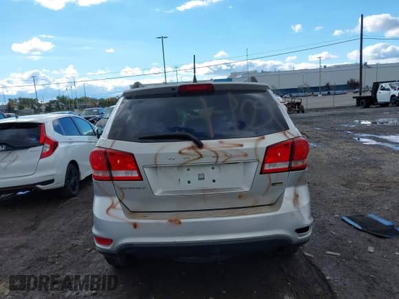2012 Dodge Journey SXT с VIN 3C4PDCBG8CT144028, выставлен на аукционе IAAI как лот 43495226 с пробегом 185 439 миль миль и . История ставок и продаж доступна на DreamBid. Изображение 16.