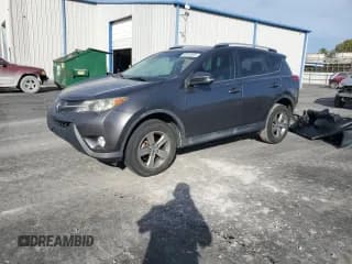 ✅ 2015 Toyota RAV4 XLE • VIN: 2T3WFREV5FW146447 • Лот: 92640005. Опубликован ранее на Copart с пробегом 153 932 миль. Бесплатный доступ к архиву аукционных продаж из США и подробный отчёт об истории автомобиля на DreamBid. Изображение 1.