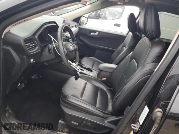 ✅ 2020 Ford Escape Titanium • VIN: 1FMCU9J9XLUA29209 • Lot: 54379545. Listed on Copart with 75,412 mi. Free auction sales archive from the USA and detailed vehicle history report at DreamBid. Image 7.