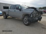 ✅ 2024 Chevrolet Silverado 2500HD Custom • VIN: 2GC4YMEY2R1251796 • Lot: 90911515. Wystawiony na Copart z przebiegiem 35 634 mil. Bezpłatny archiwum sprzedaży aukcyjnych z USA i szczegółowy raport historii pojazdu na DreamBid. Zdjęcie 4.