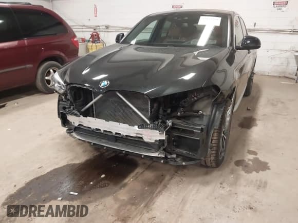 ✅ 2019 BMW X4 xDrive30i • VIN: 5UXUJ3C52KLG53004 • Lot: 42115980. Listed on IAAI with 53,566 mi. Free auction sales archive from the USA and detailed vehicle history report at DreamBid. Image 6.