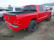 ✅ 2008 Dodge Dakota SLT • VIN: 1D7HW48N28S507657 • Lot: 43570001. Wystawiony na IAAI z przebiegiem 112 784 mil mil. Skorzystaj z bezpłatnego archiwum sprzedaży aukcyjnych z USA i zobacz szczegółowy raport historii pojazdu na DreamBid. Zdjęcie 4.