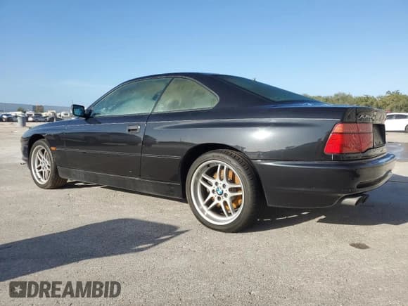 ✅ 1997 BMW 8 Series • VIN: WBAEF832XVCC31302 • Lot: 55597405. Wystawiony na Copart z przebiegiem Nie podano. Bezpłatny archiwum sprzedaży aukcyjnych z USA i szczegółowy raport historii pojazdu na DreamBid. Zdjęcie 2.
