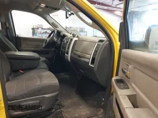 ✅ 2009 Dodge 1500 SLT • VIN: 1D3HB13T99S747517 • Lot: 42467090. Wystawiony na IAAI z przebiegiem 197 910 mil. Bezpłatny archiwum sprzedaży aukcyjnych z USA i szczegółowy raport historii pojazdu na DreamBid. Zdjęcie 5.