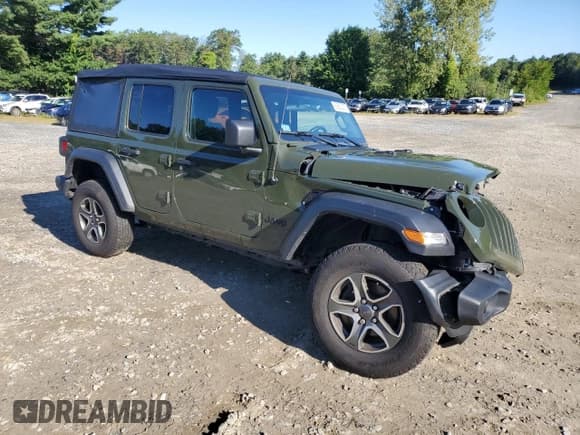 ✅ 2022 Jeep Wrangler Unlimited Sport S • VIN: 1C4HJXDG5NW142266 • Лот: 69853275. Опубликован ранее на Copart с пробегом Не указан. Бесплатный доступ к архиву аукционных продаж из США и подробный отчёт об истории автомобиля на DreamBid. Изображение 4.