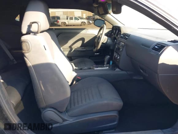 ✅ 2013 Dodge Challenger Rallye Redline • VIN: 2C3CDYAGXDH728622 • Lot: 40983784. Wystawiony na IAAI z przebiegiem 184 131 mil. Bezpłatny archiwum sprzedaży aukcyjnych z USA i szczegółowy raport historii pojazdu na DreamBid. Zdjęcie 5.