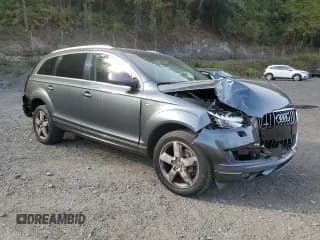 ✅ 2015 Audi Q7 Premium Plus • VIN: WA1LGAFE2FD012468 • Lot: 84949765. Wystawiony na Copart z przebiegiem 137 211 mil. Bezpłatny archiwum sprzedaży aukcyjnych z USA i szczegółowy raport historii pojazdu na DreamBid. Zdjęcie 4.