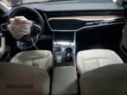 ✅ 2021 Audi A6 allroad Premium Plus • VIN: WAU72BF21MN010894 • Lot: 86896105. Wystawiony na Copart z przebiegiem 58 535 mil. Bezpłatny archiwum sprzedaży aukcyjnych z USA i szczegółowy raport historii pojazdu na DreamBid. Zdjęcie 8.