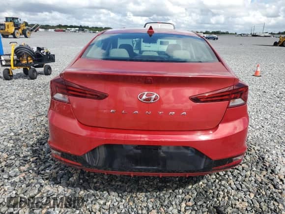 2019 Hyundai Elantra SEL с VIN 5NPD84LFXKH449743, выставлен на аукционе Copart как лот 85119245 с пробегом 57 155 миль миль и На запчасти • Non repairable. История ставок и продаж доступна на DreamBid. Изображение 6.