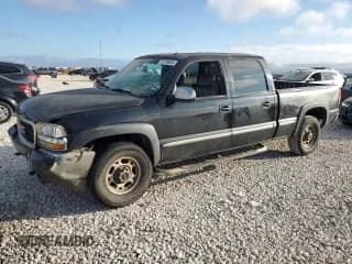 ✅ 2001 GMC Sierra 1500HD SLE • VIN: 1GTGC13U11F152684 • Lot: 71216924. Wystawiony na Copart z przebiegiem Nie podano. Bezpłatny archiwum sprzedaży aukcyjnych z USA i szczegółowy raport historii pojazdu na DreamBid. Zdjęcie 1.