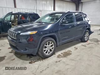 ✅ 2016 Jeep Cherokee Latitude • VIN: 1C4PJMCB9GW332896 • Лот: 93780435. Опубликован ранее на Copart с пробегом 81 186 миль. Бесплатный доступ к архиву аукционных продаж из США и подробный отчёт об истории автомобиля на DreamBid. Изображение 1.