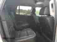 2018 Chevrolet Tahoe Premier z VIN 1GNSCCKJ9JR203707, wystawiony jako Copart lot #78011674 z przebiegiem 76 337 mil mil oraz Szkoda całkowita • Salvage title. Historia ofert i sprzedaży dostępna na DreamBid. Obrazek 11.