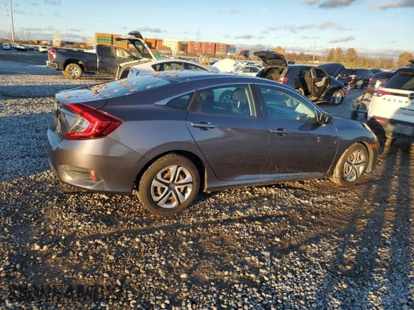 ✅ 2016 Honda Civic LX • VIN: 19XFC2F59GE020913 • Lot: 92229535. Listed on Copart with 124,976 mi. Free auction sales archive from the USA and detailed vehicle history report at DreamBid. Image 3.