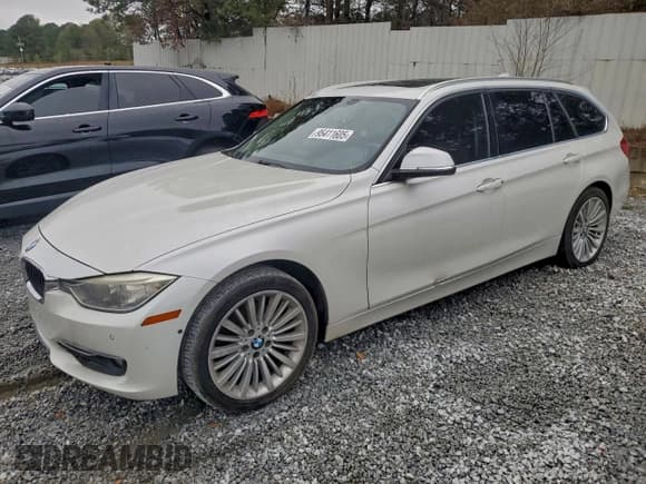 ✅ 2014 BMW 3 Series 328i xDrive • VIN: WBA3G7C55EKN36296 • Lot: 95411605. Wystawiony na Copart z przebiegiem 148 183 mil. Bezpłatny archiwum sprzedaży aukcyjnych z USA i szczegółowy raport historii pojazdu na DreamBid. Zdjęcie 1.