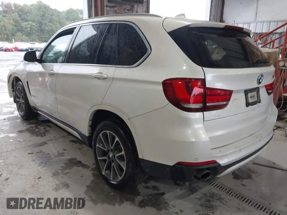 ✅ 2017 BMW X5 xDrive35i • VIN: 5UXKR0C33H0V83744 • Lot: 43542647. Listed on IAAI with Not provided. Free auction sales archive from the USA and detailed vehicle history report at DreamBid. Image 3.