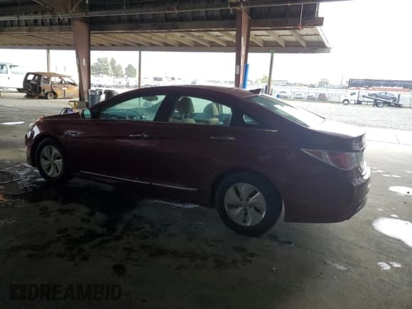 ✅ 2013 Hyundai Sonata • VIN: KMHEC4A41DA069104 • Лот: 91431745. Опубликован ранее на Copart с пробегом 156 052 миль. Бесплатный доступ к архиву аукционных продаж из США и подробный отчёт об истории автомобиля на DreamBid. Изображение 2.