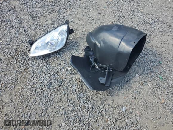 ✅ 2009 Saturn Sky • VIN: 1G8MN35B59Y103065 • Лот: 91645215. Опубликован ранее на Copart с пробегом 74 262 миль. Бесплатный доступ к архиву аукционных продаж из США и подробный отчёт об истории автомобиля на DreamBid. Изображение 12.