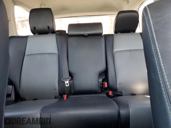 ✅ 2023 Toyota 4Runner SR5 Premium • VIN: JTENU5JR3P6140485 • Лот: 89835415. Опубликован ранее на Copart с пробегом 41 512 миль. Бесплатный доступ к архиву аукционных продаж из США и подробный отчёт об истории автомобиля на DreamBid. Изображение 10.