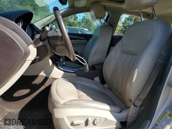 ✅ 2011 Buick Regal CXL RL2 • VIN: 2G4GP5EC6B9201755 • Лот: 84958735. Опубликован ранее на Copart с пробегом 158 532 миль. Бесплатный доступ к архиву аукционных продаж из США и подробный отчёт об истории автомобиля на DreamBid. Изображение 7.