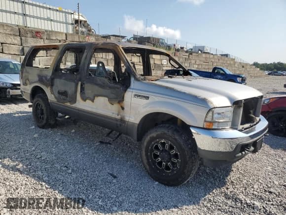 ✅ 2004 Ford Excursion Special Serv • VIN: 1FMNU41L94EB42975 • Lot: 66444425. Wystawiony na Copart z przebiegiem Nie podano. Bezpłatny archiwum sprzedaży aukcyjnych z USA i szczegółowy raport historii pojazdu na DreamBid. Zdjęcie 4.